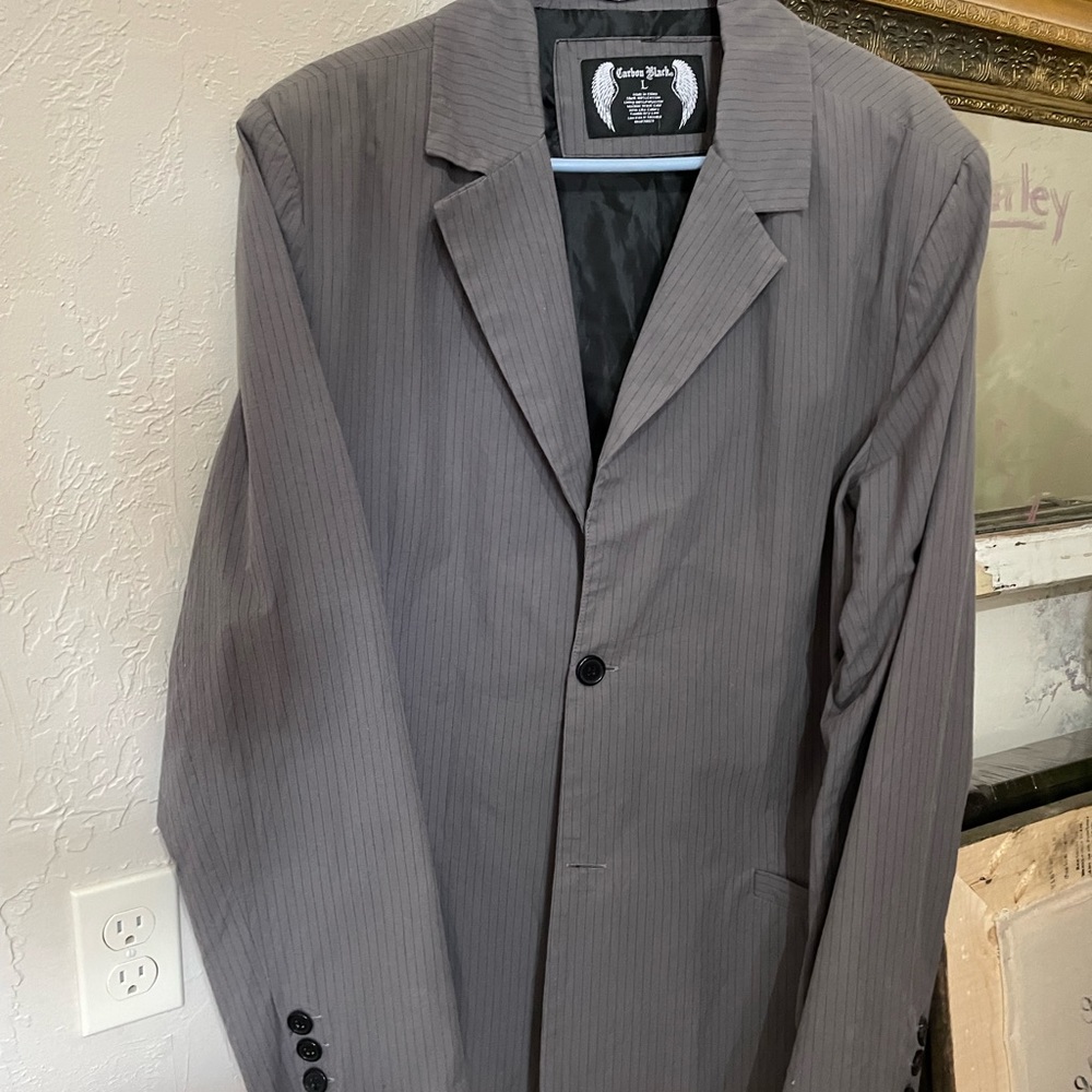 Carbon Black Large grey light weight jacket.